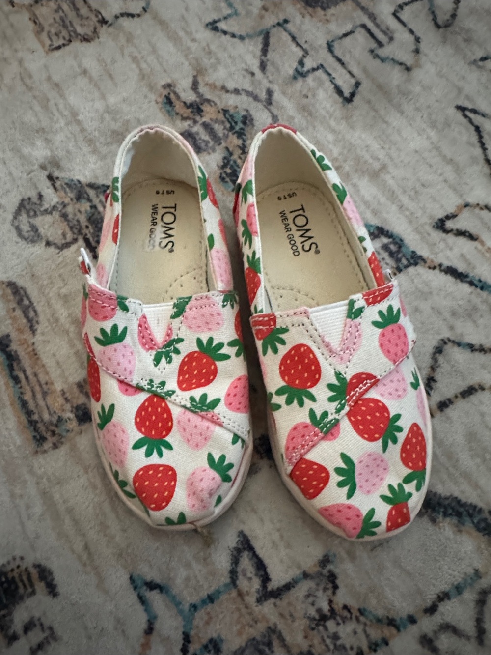 TOMS Kids Strawberry Canvas Slip-Ons in Pink and Red